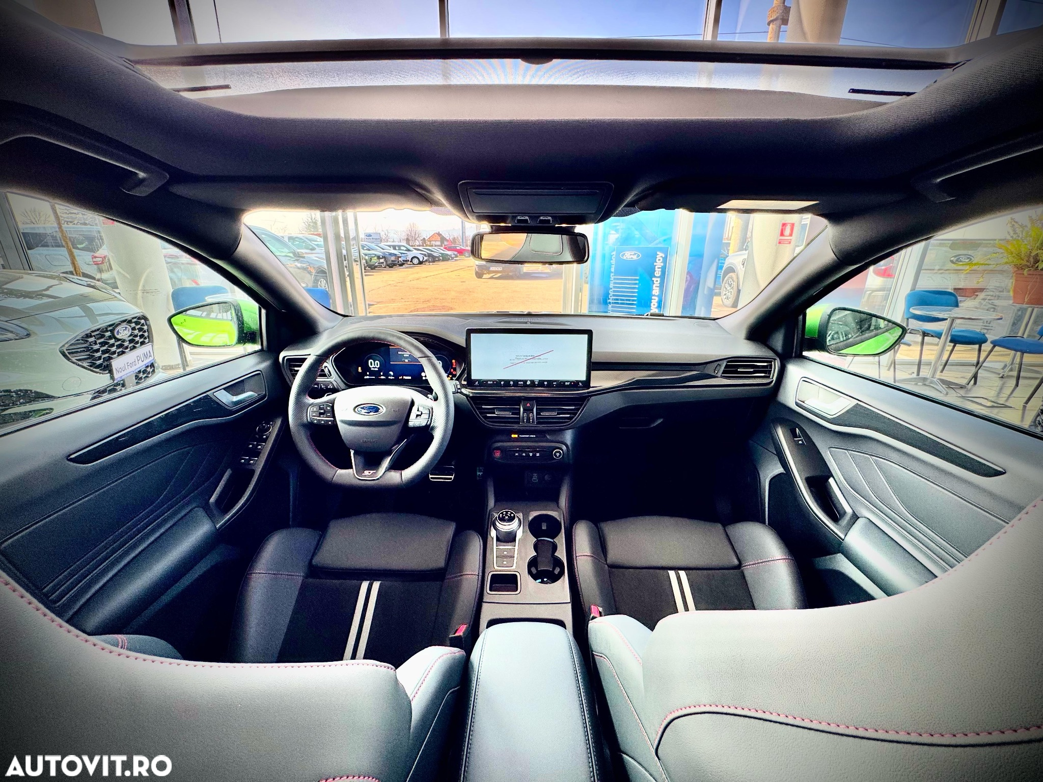 Ford Focus 2.3 Ecoboost ST X - 14