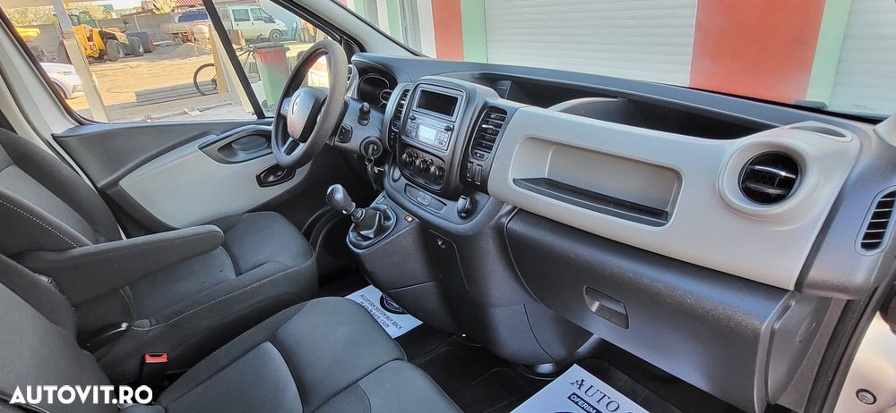 Renault Trafic ENERGY Start & Stop Combi L1H1 Expression - 12