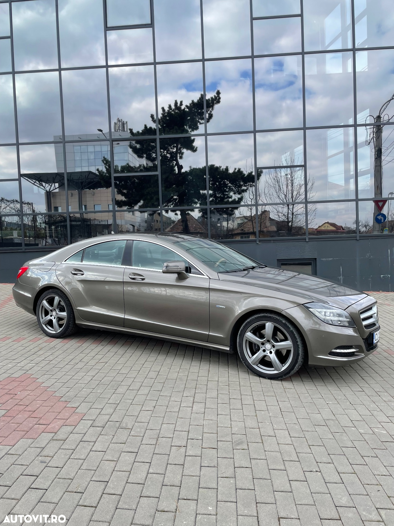 Mercedes-Benz CLS 350 CDI BlueEfficiency 4MATIC SB Aut - 4
