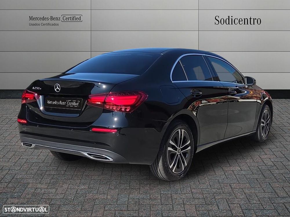 Mercedes-Benz A 250 e 8G-DCT Progressive - 5
