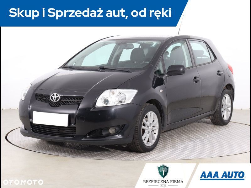Toyota Auris - 2