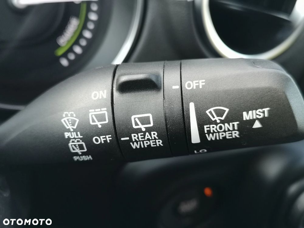 Jeep Wrangler - 32