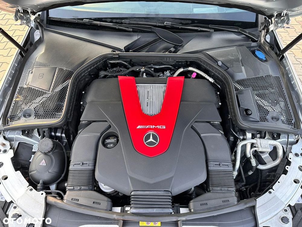 Mercedes-Benz Klasa C AMG 43 4Matic 9G-TRONIC - 12