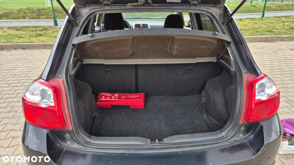 Toyota Auris 1.6 2010 - 9