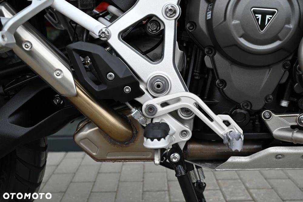Triumph Tiger - 27