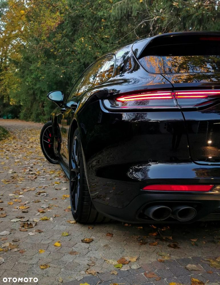 Porsche Panamera GTS - 4