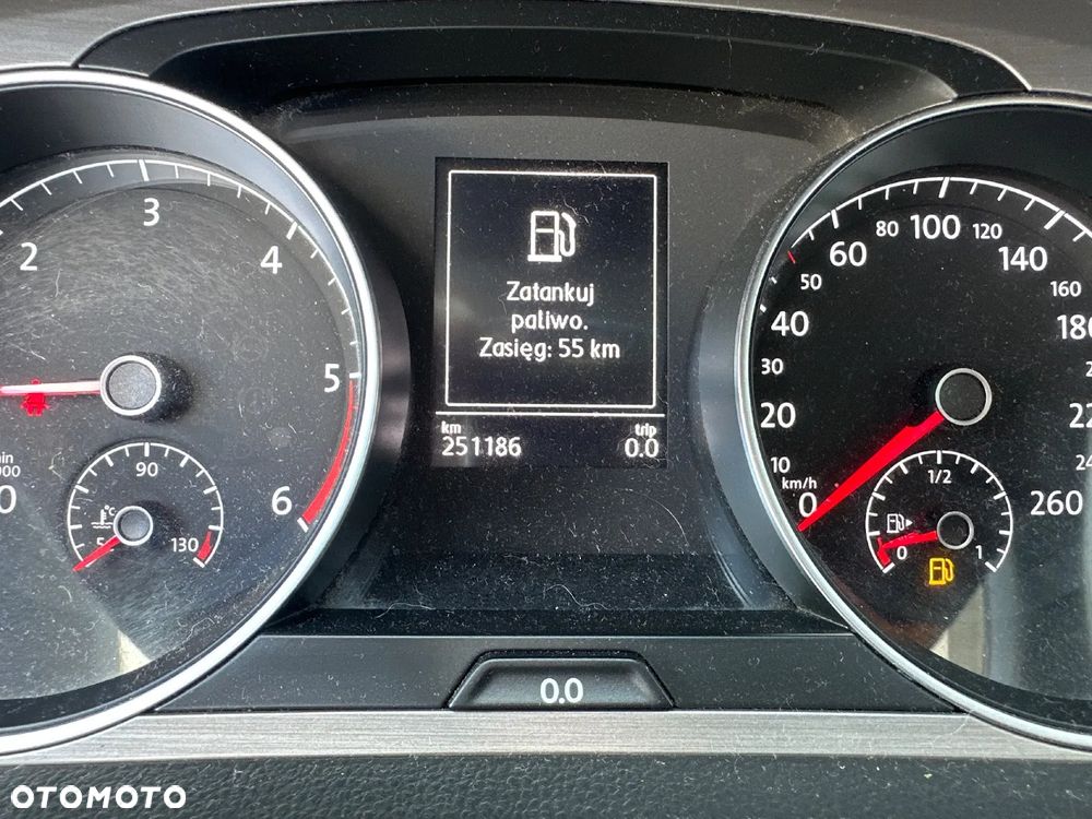 Volkswagen Golf 2.0 TDI BMT Comfortline - 13