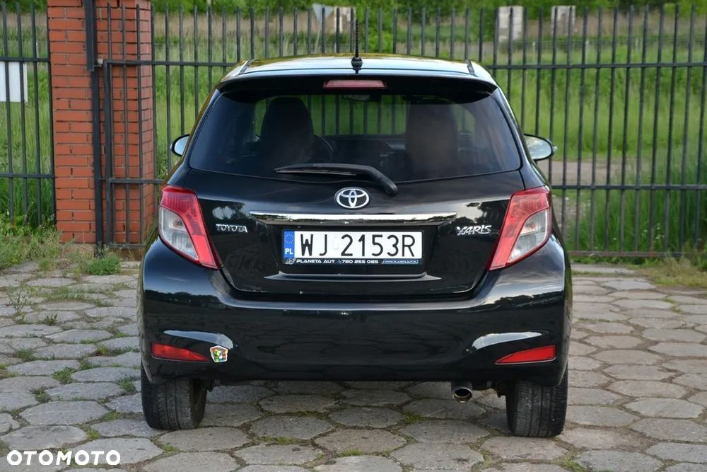 Toyota Yaris 1.33 VVT-i Executive - 5