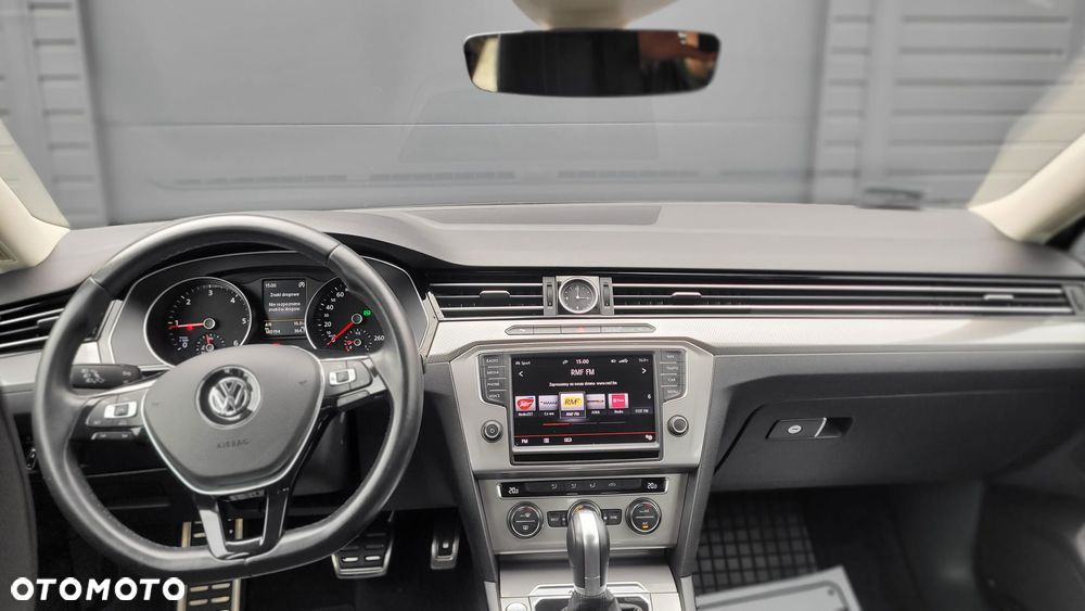 Volkswagen Passat Alltrack 2.0 TDI SCR 4Motion DSG (BMT) - 25