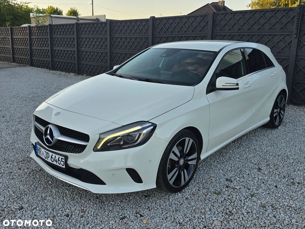 Mercedes-Benz Klasa A 180 (BlueEFFICIENCY) AMG Sport - 4