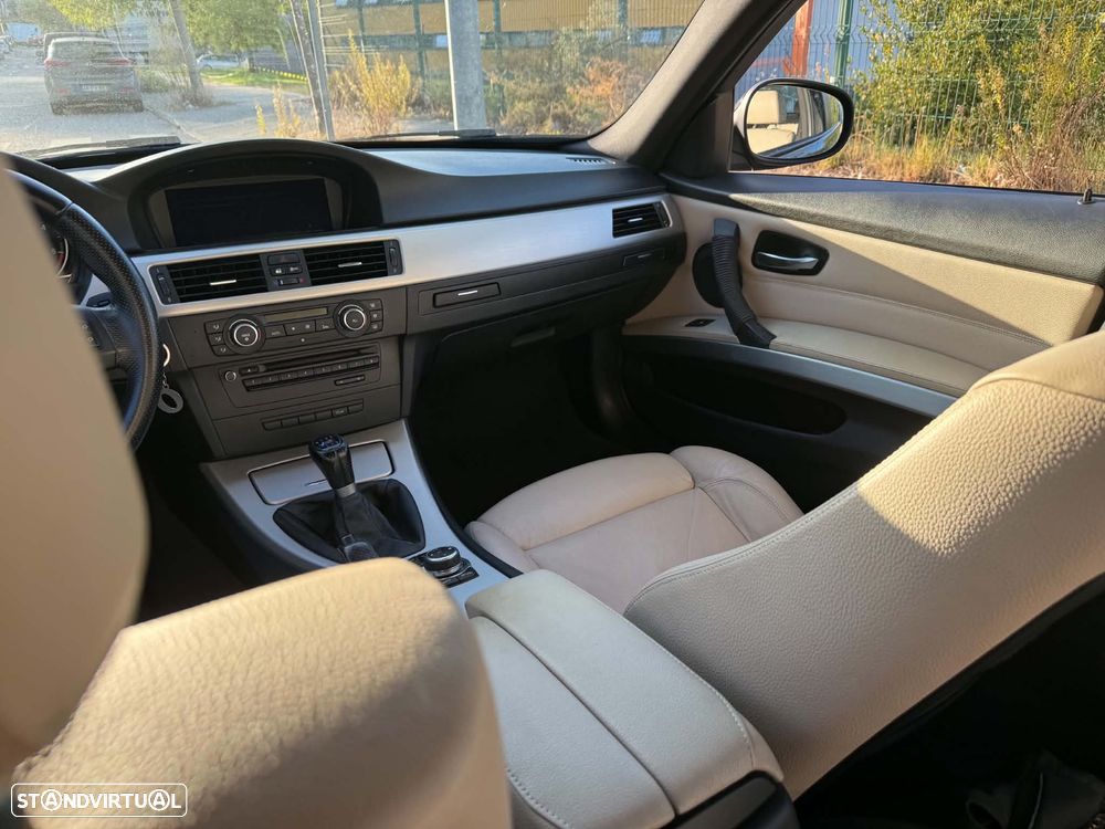 BMW 320 d Pack M - 6
