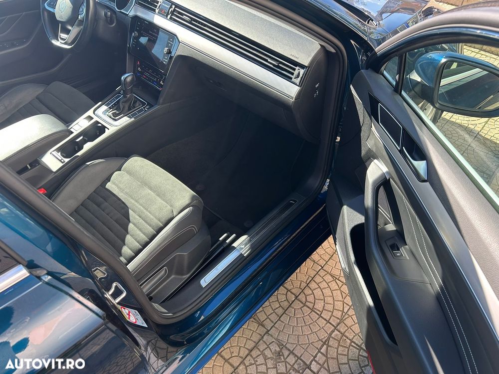 Volkswagen Passat 2.0 TDI DSG 4Mot Highline - 10