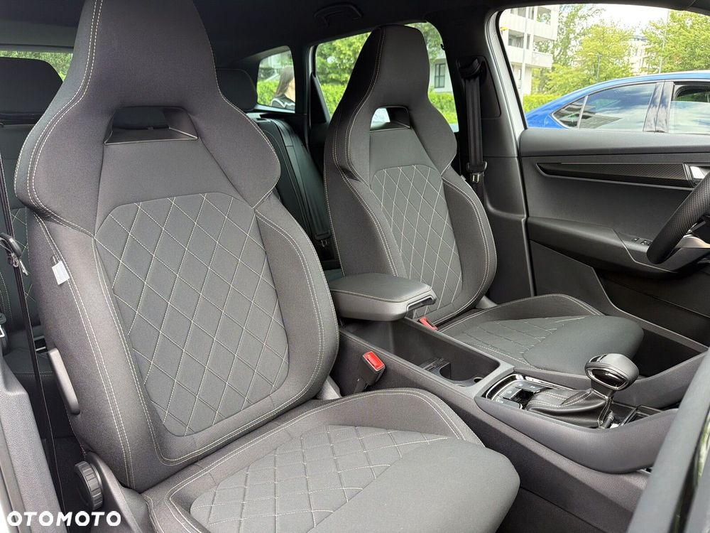 Skoda Karoq 1.5 TSI ACT Sportline DSG - 16