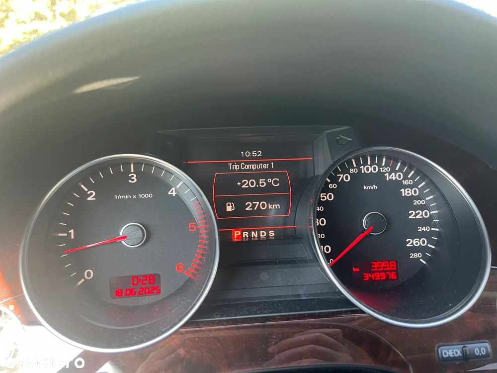 Audi A8 4.2 TDI DPF L Quattro - 12