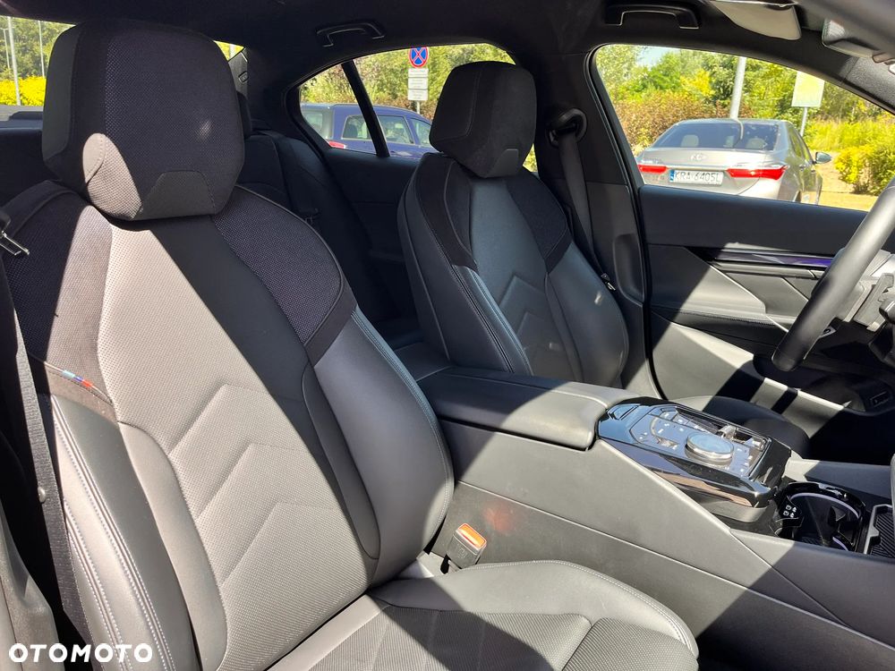 BMW Seria 5 520d mHEV M Sport - 27