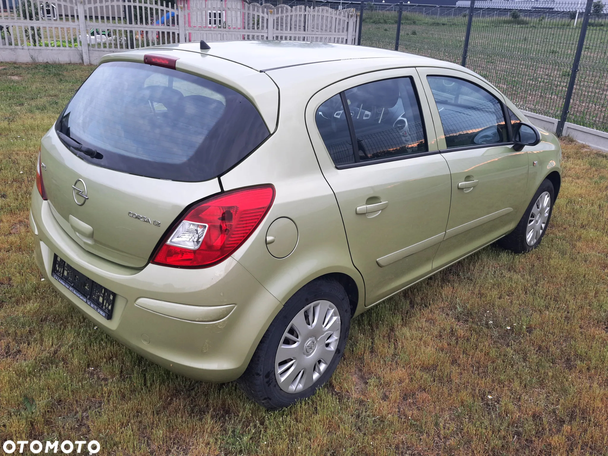 Opel Corsa 1.2 16V Edition - 25
