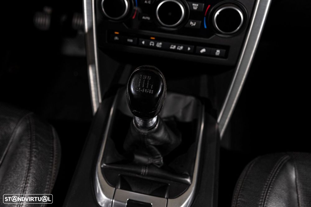 Land Rover Discovery Sport 2.2 Td4 SE - 20