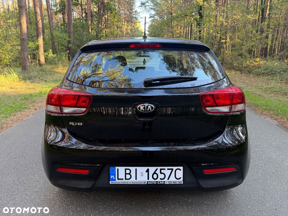 Kia Rio - 6