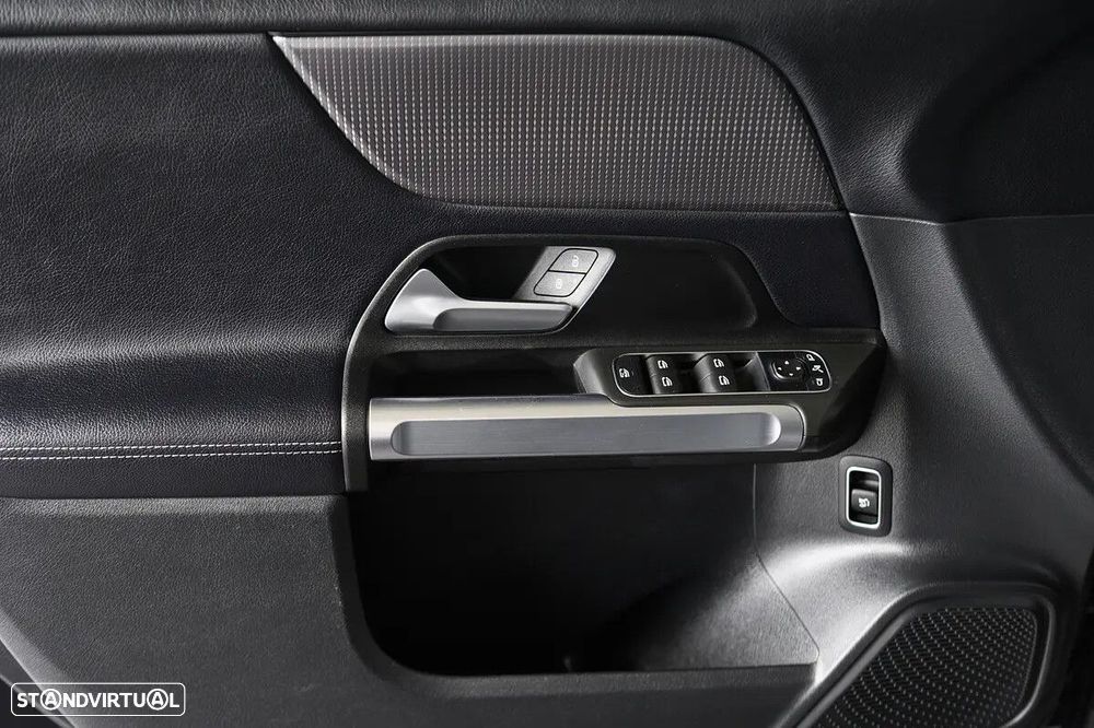 Mercedes-Benz GLB 200 d - 50