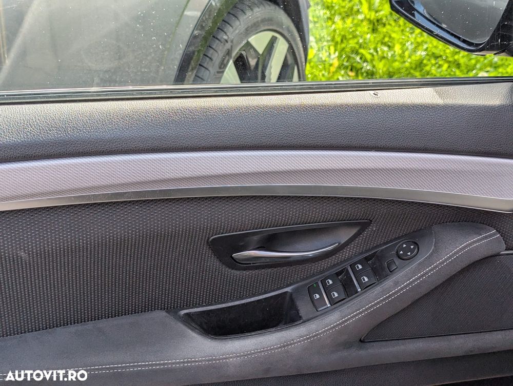 BMW Seria 5 520d xDrive Aut. Luxury Line - 9