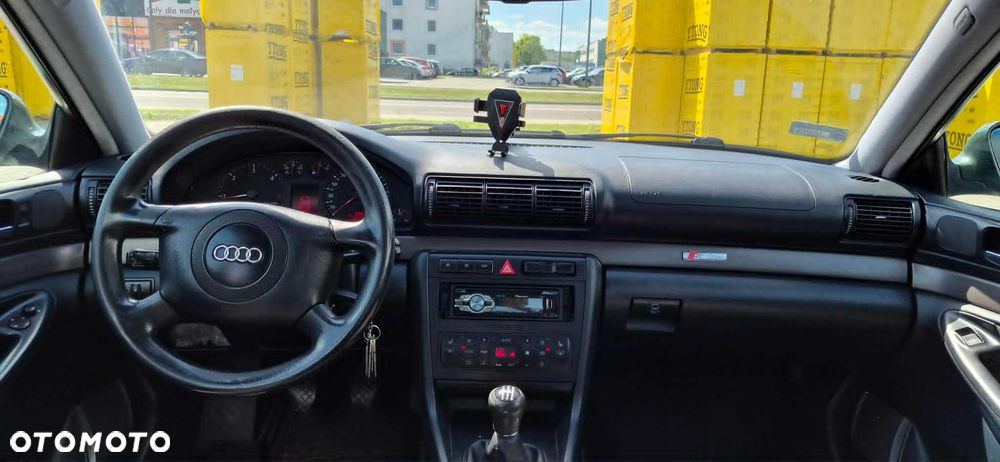 Audi A4 Avant - 3