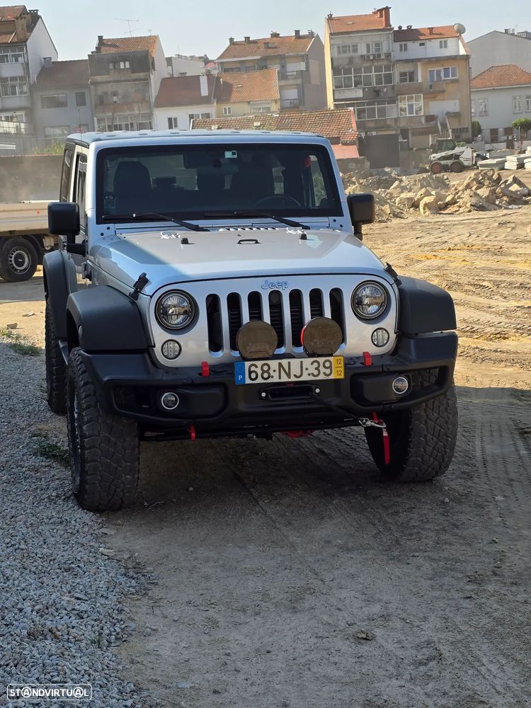 Jeep Wrangler - 1