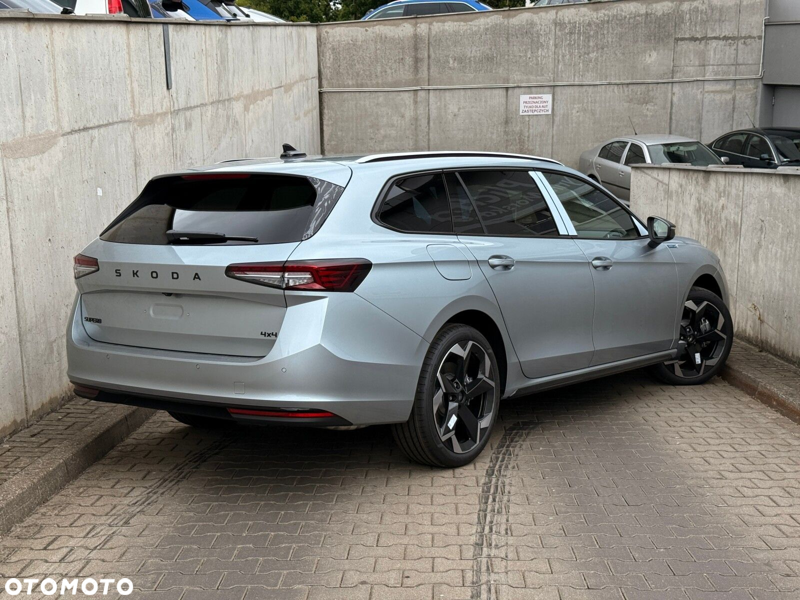 Skoda Superb 2.0 TSI 4x4 Sportline DSG - 7