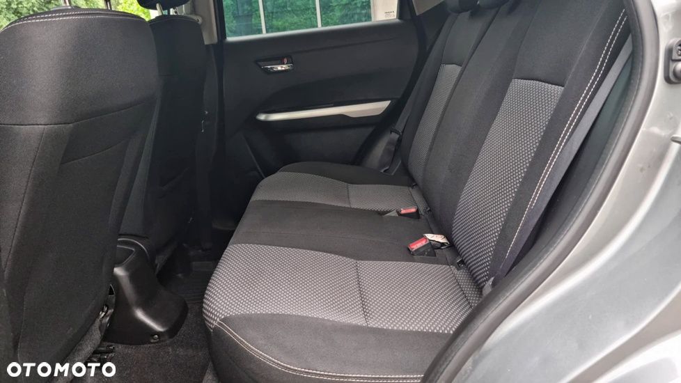Suzuki Vitara 1.6 DDiS (4x2) Comfort+ - 25
