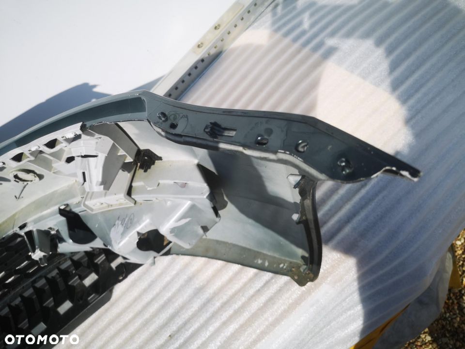 SKODA OCTAVIA III 12- ZDERZAK PRZEDNI PRZÓD NA SPRYSKI + 4 X PDC 4XPDC , nr aukcji NZ244 - 21