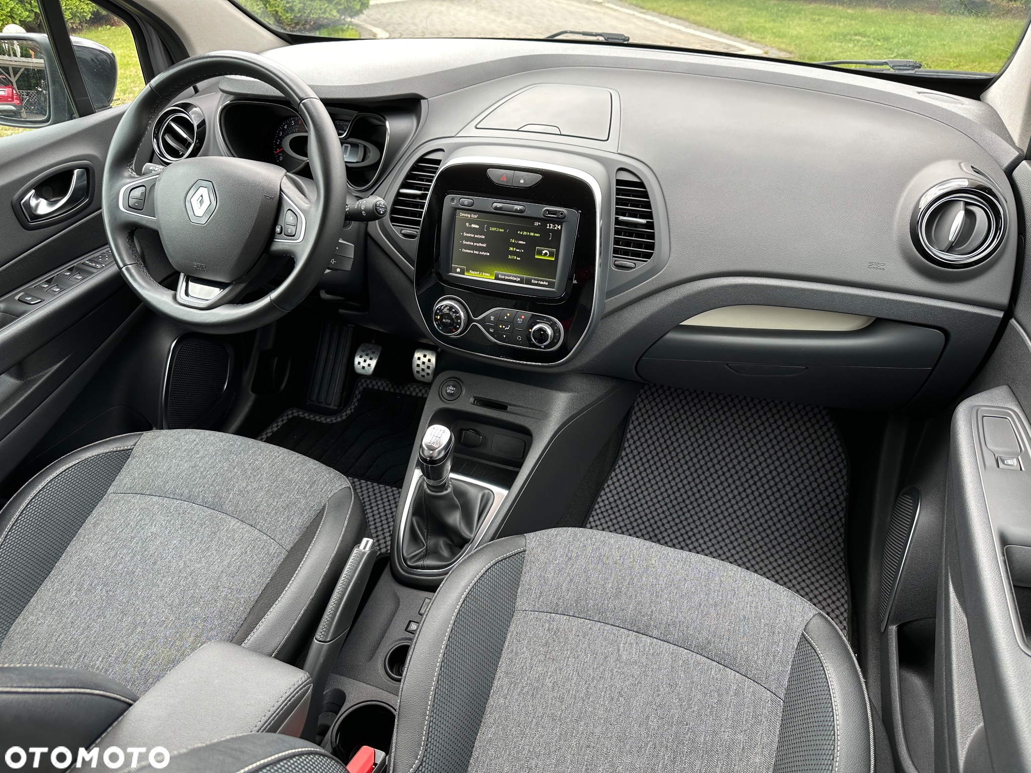 Renault Captur - 6