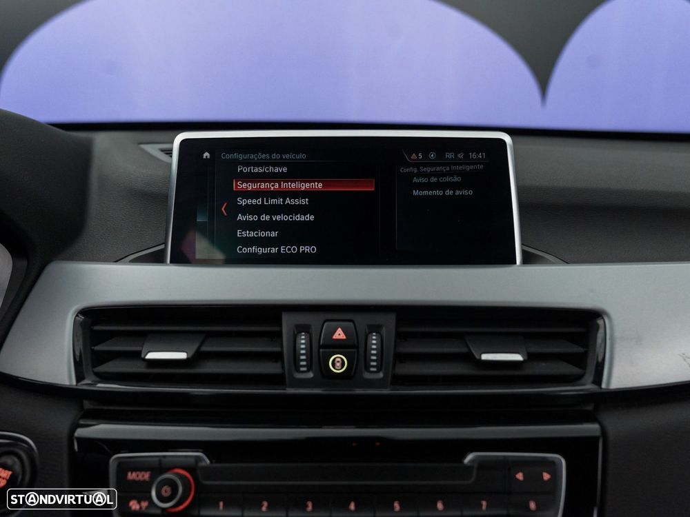 BMW X1 25 e xDrive Corporate Edition - 31