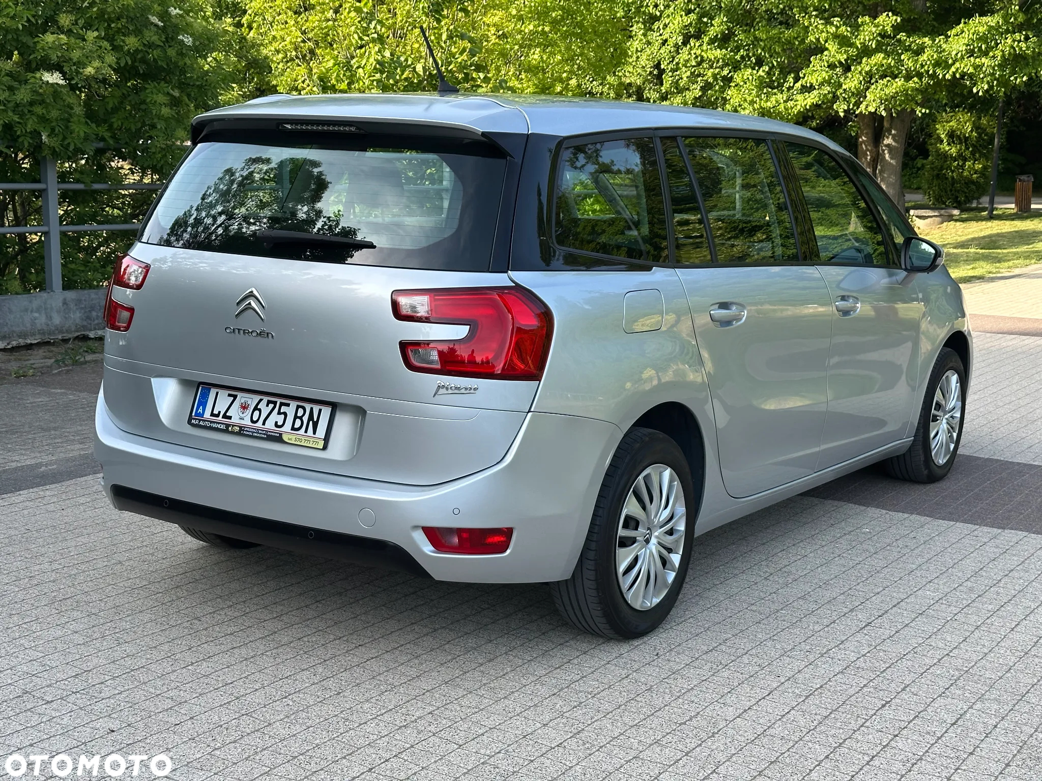 Citroën C4 Grand Picasso 1.6 e-HDi Exclusive - 3