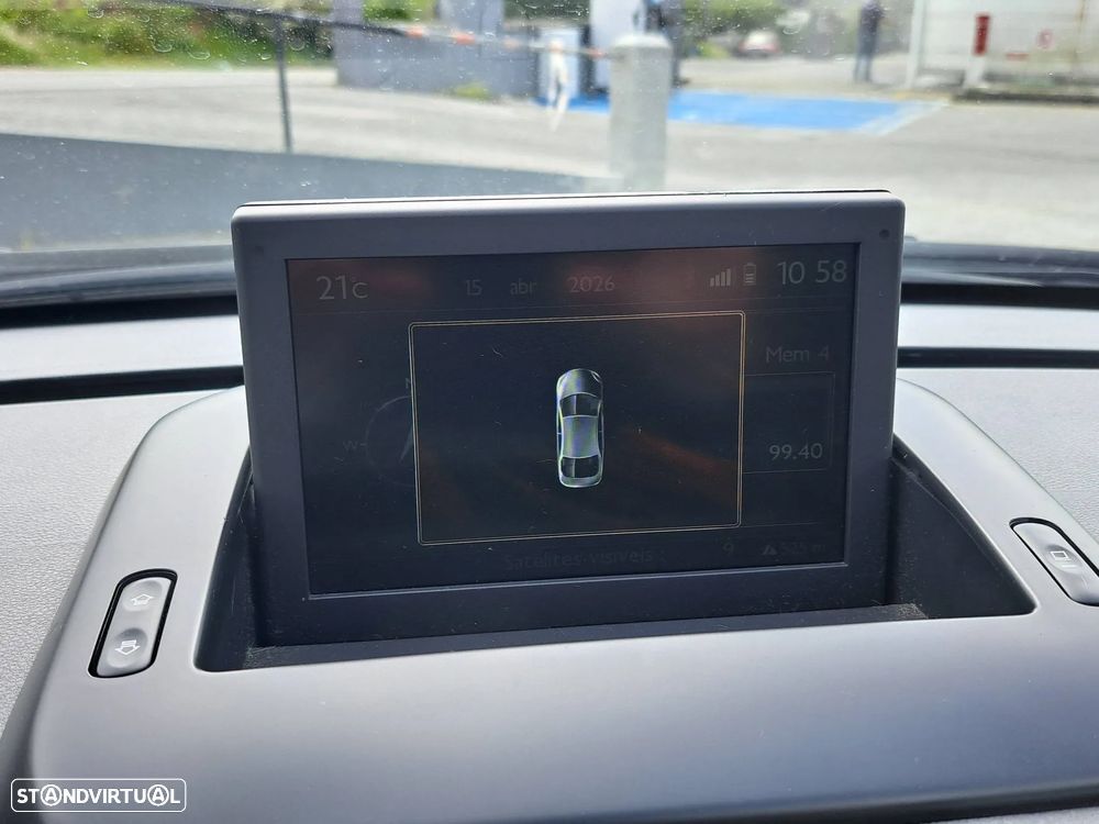 Peugeot 5008 1.6 BlueHDi Allure EAT6 - 36