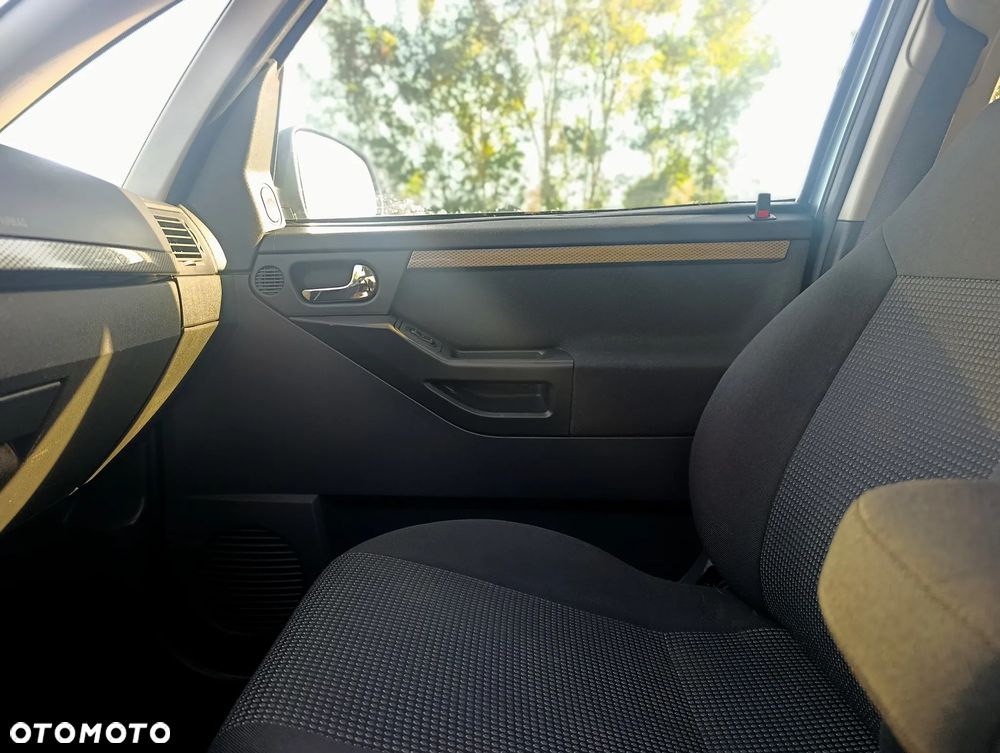 Opel Meriva - 17