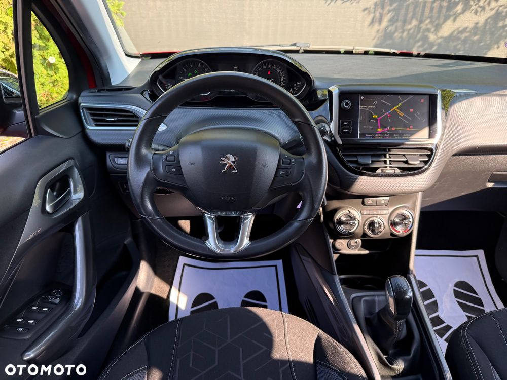 Peugeot 2008 1.2 Pure Tech Active S&S - 31