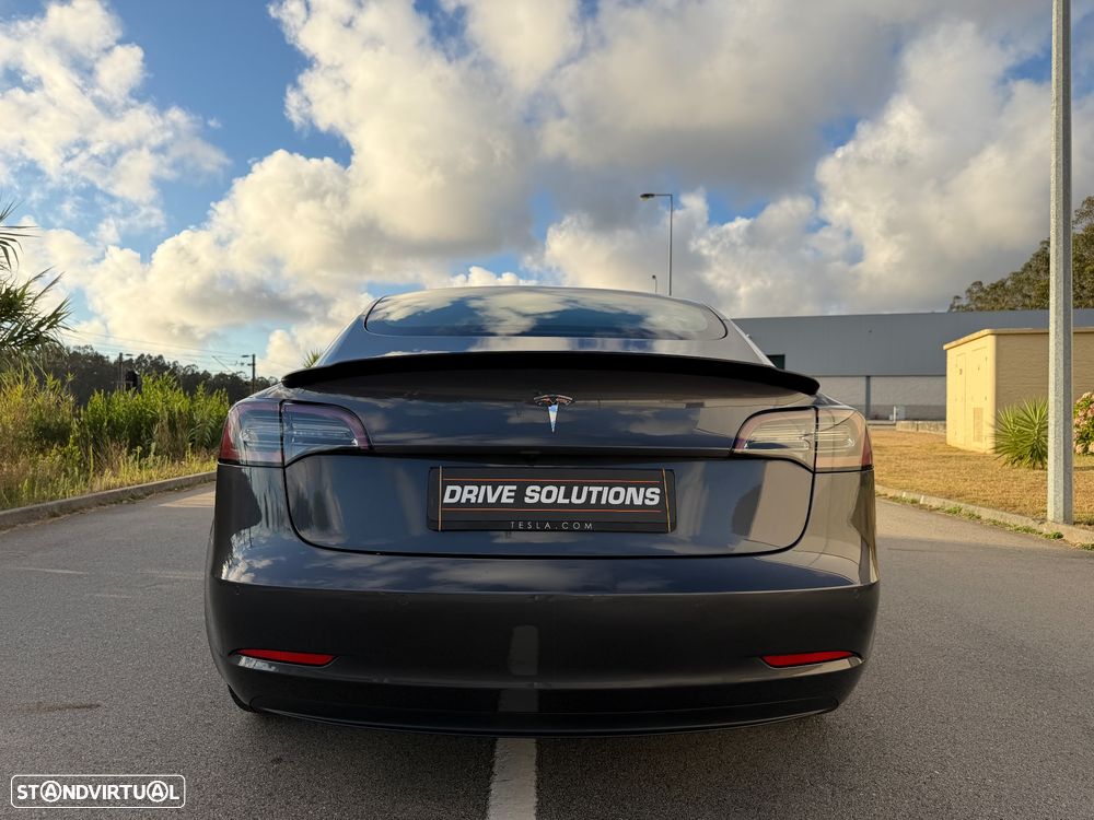 Tesla Model 3 Standard Range Plus RWD - 11