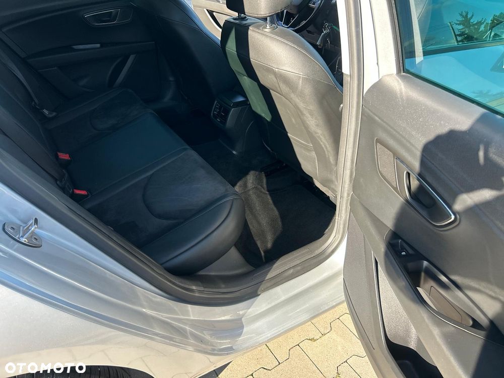 Seat Leon 1.6 TDI Style S&S DSG - 23