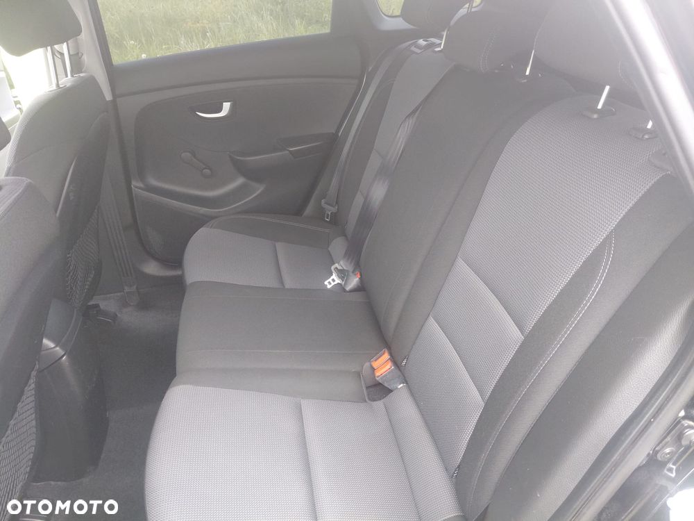 Hyundai i30 blue 1.6 GDI Style - 9