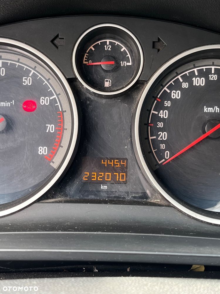 Opel Zafira - 8