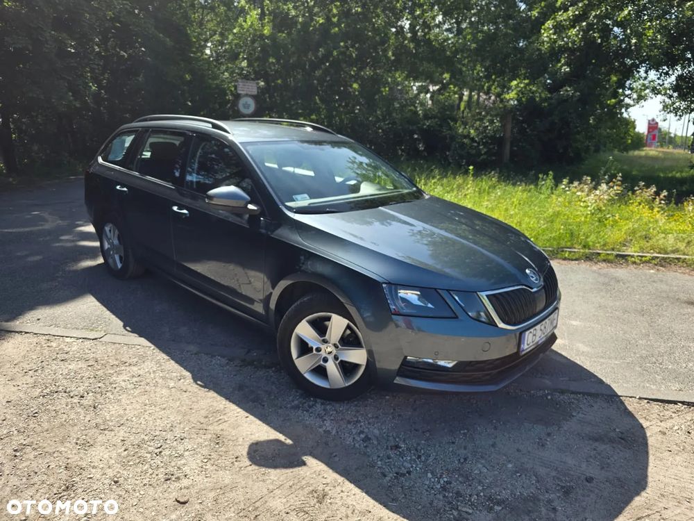 Skoda Octavia 2.0 TDI Ambition DSG - 1