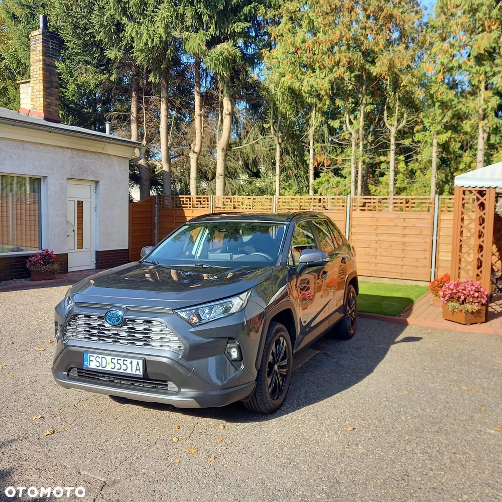 Toyota RAV4 - 1