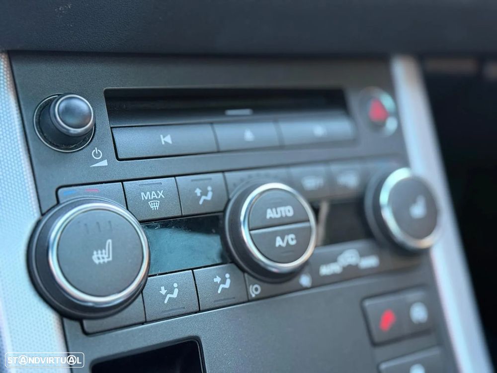 Land Rover Range Rover Evoque 2.2 TD4 Prestige Auto - 14