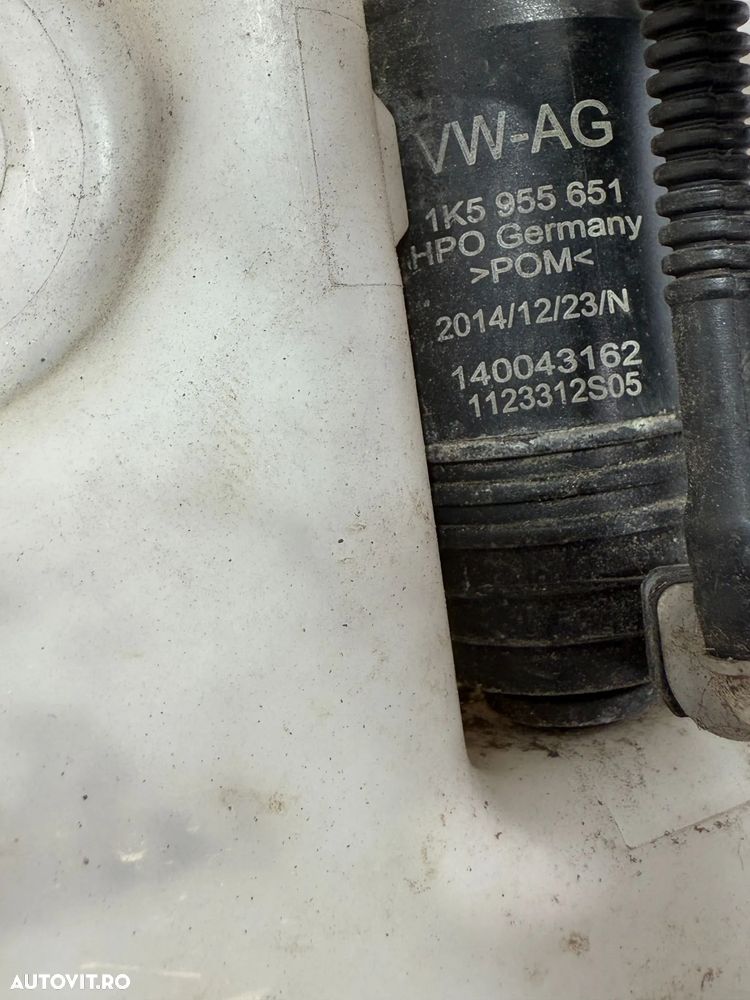 VAS LICHID PARBRIZ STROPGEL + POMPA VOLKSWAGEN CADDY / MAXI 1.6 DIESEL 2015 / FURGON COD OEM 1K0955453 1K5955651 2010-2015 - 8