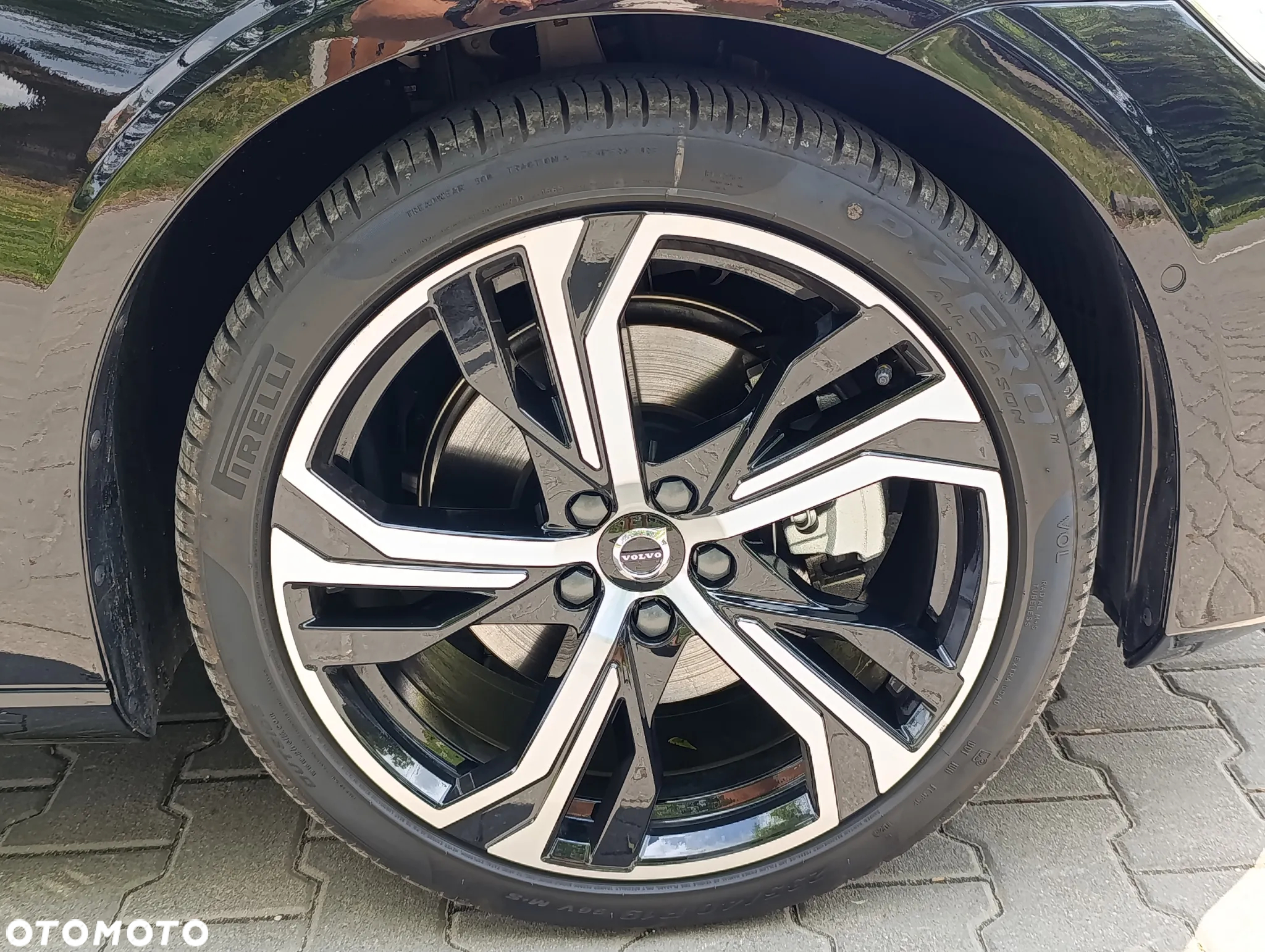 Volvo S60 B5 B AWD Plus Dark - 13