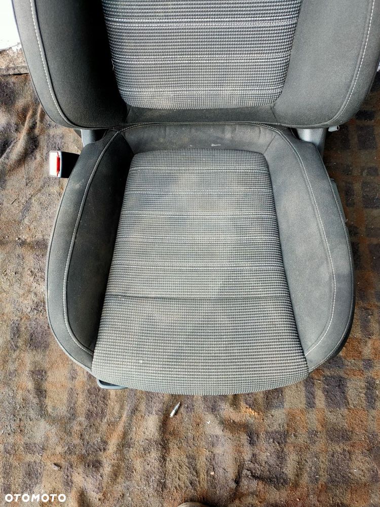 fotel lewy przód opel insignia a lift bdb stan - 2