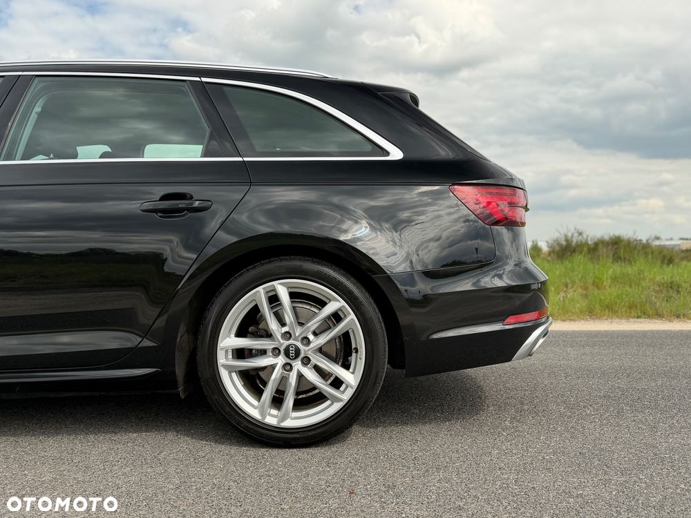 Audi A4 Avant 40 TDI S tronic S line - 17