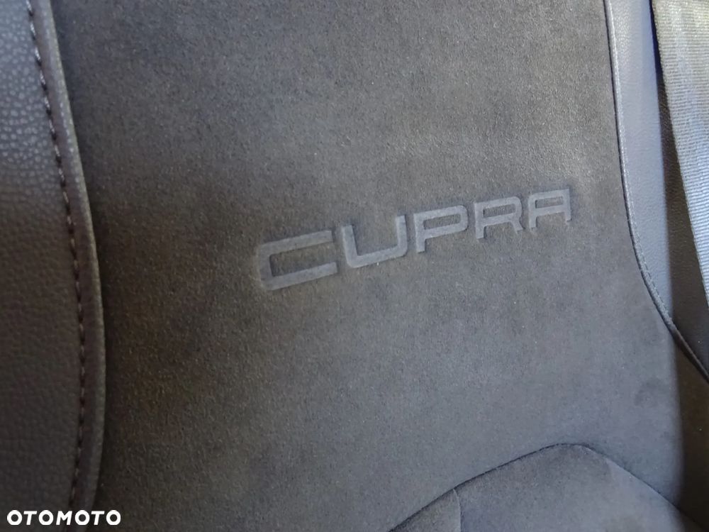 Fotele kanapa Alkantara  HB skora Seat Leon Cupra 5F III czesci - 9