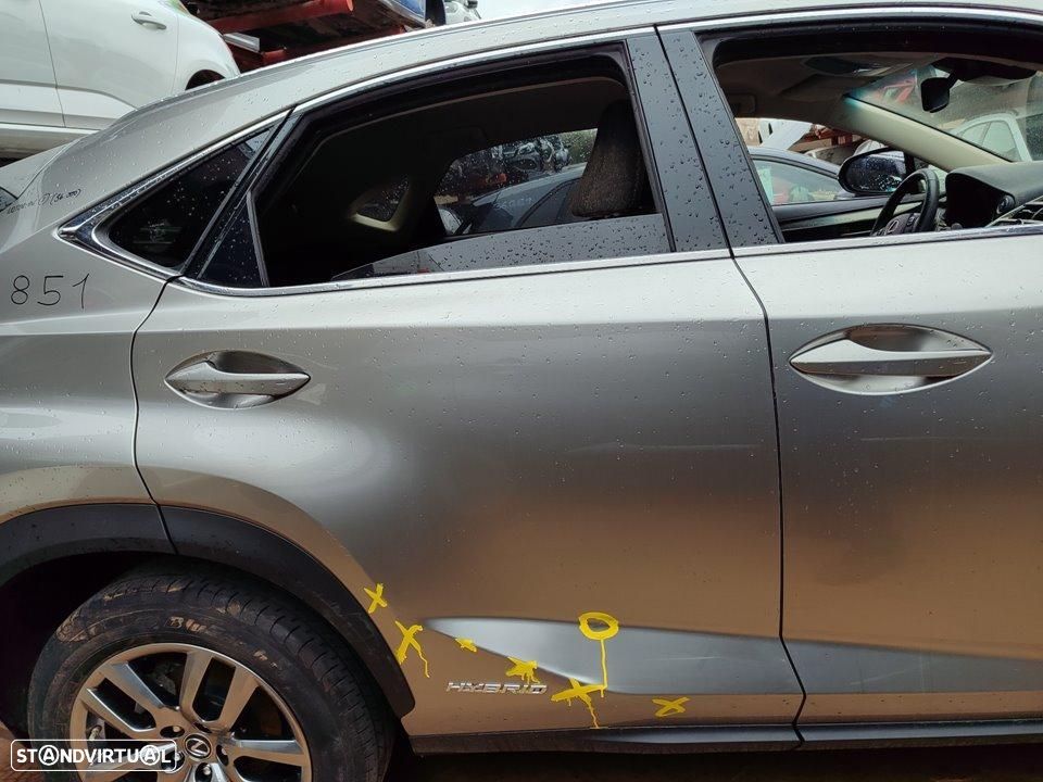 PORTA TRASEIRA DIREITA LEXUS NX AZ10 - 1