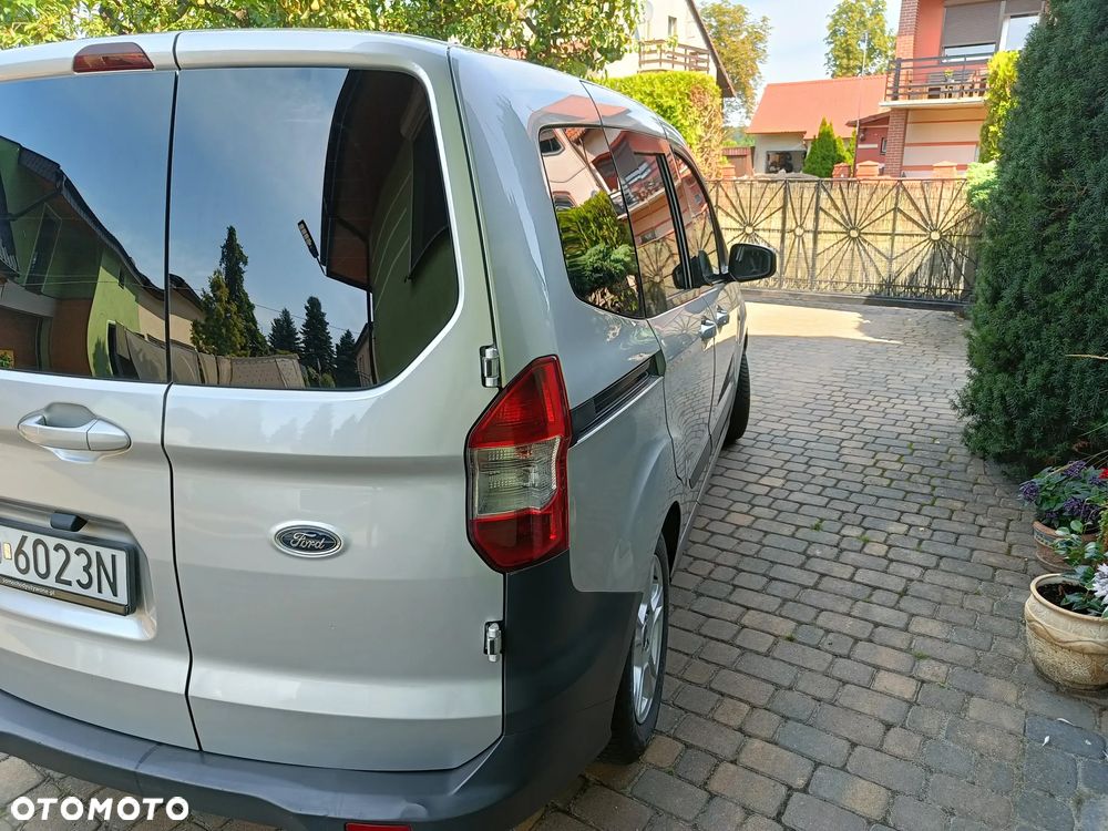 Ford Transit Courier - 3