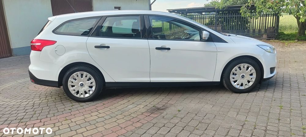 Ford Focus 1.6 TDCi Ambiente - 11